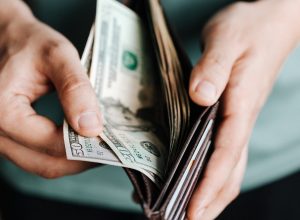 pexels-karolina-grabowska-4386433