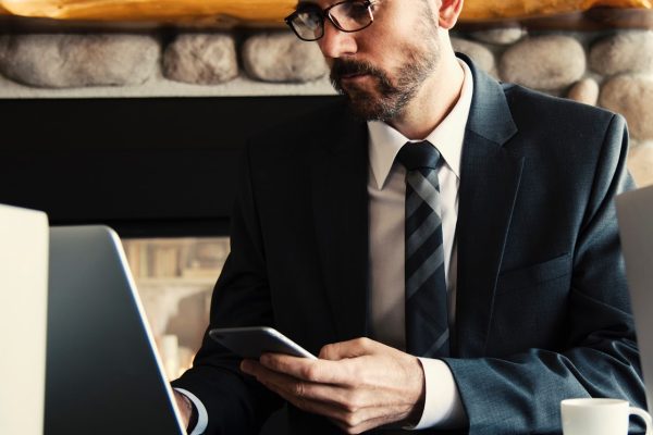 pexels-snapwire-618613